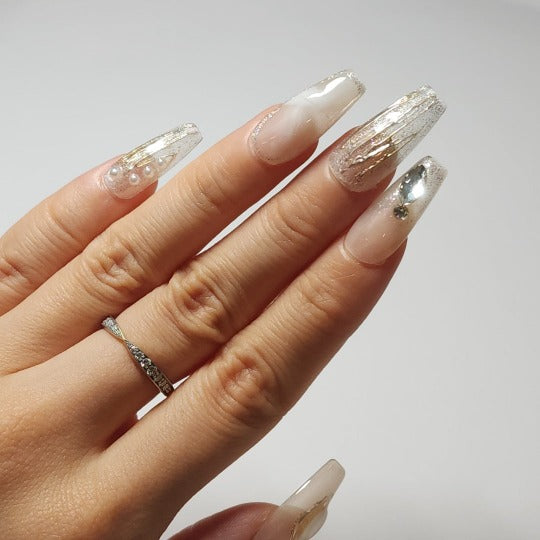 Elegant Beige Glitter Design Press-On Nails -- Beige, Coffin Shape, Handmade
