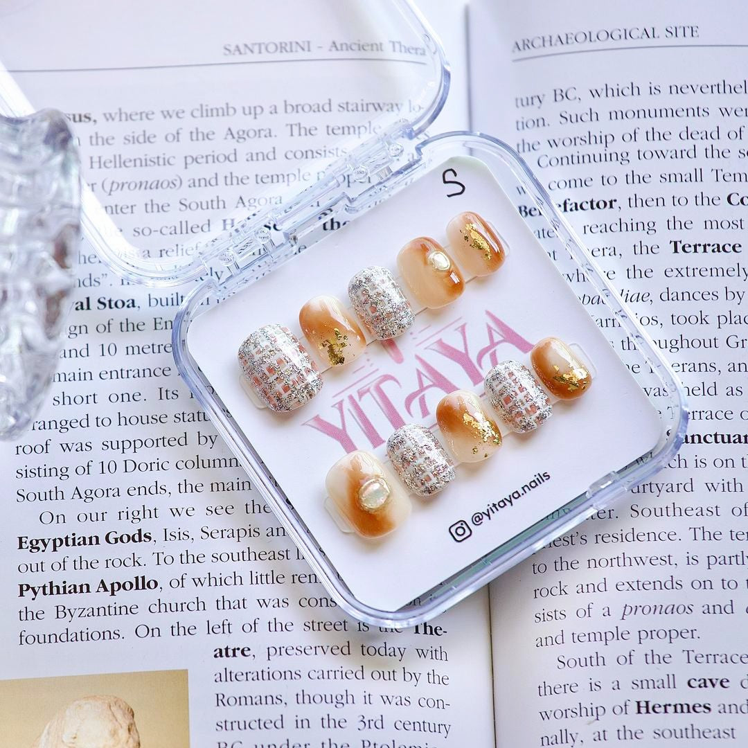 GlamGold Tweed Chic press on nails, combing luxe metallic tweed accents with soft ombré tones