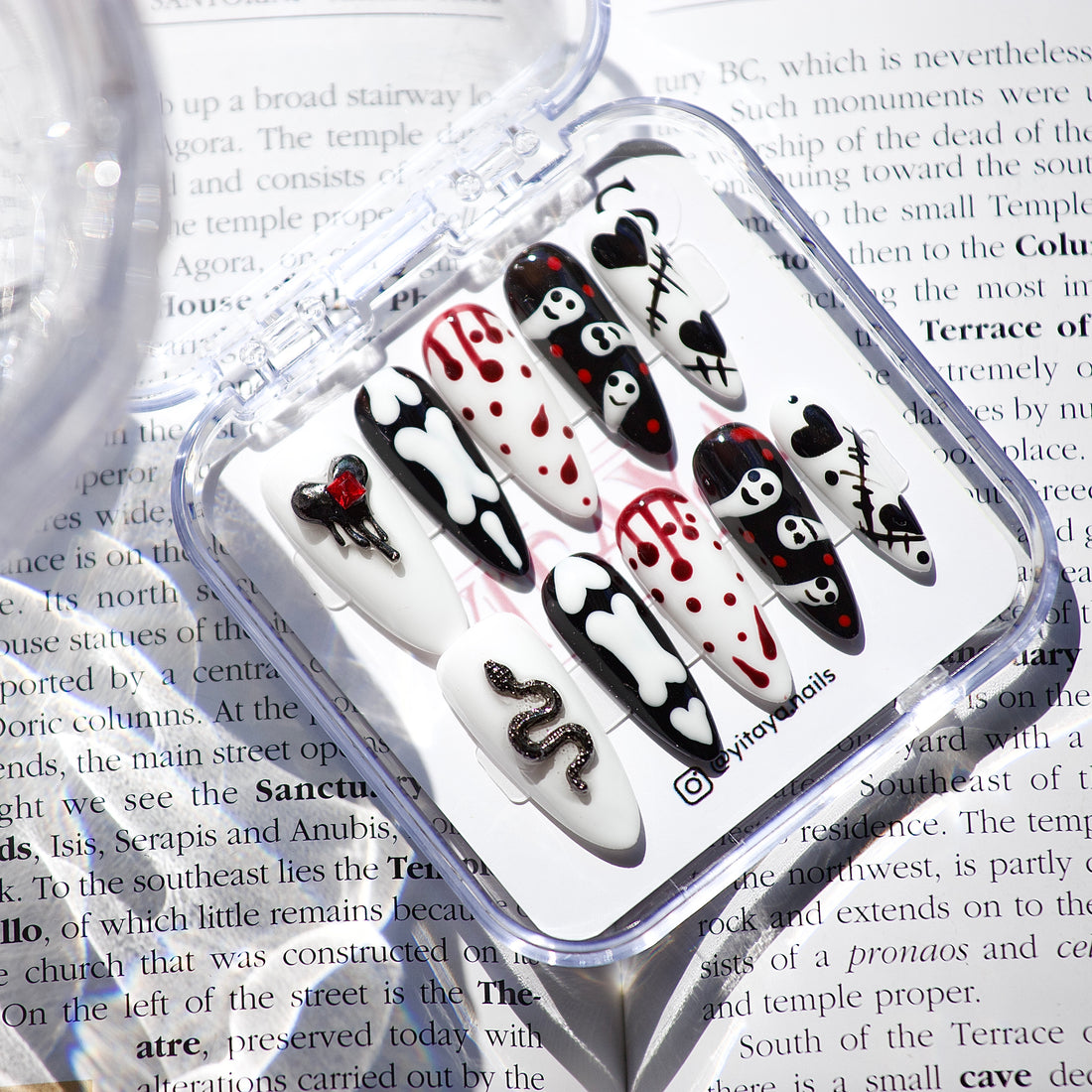 Haunt & Glam: Halloween Press On Nails from Yitaya Nails