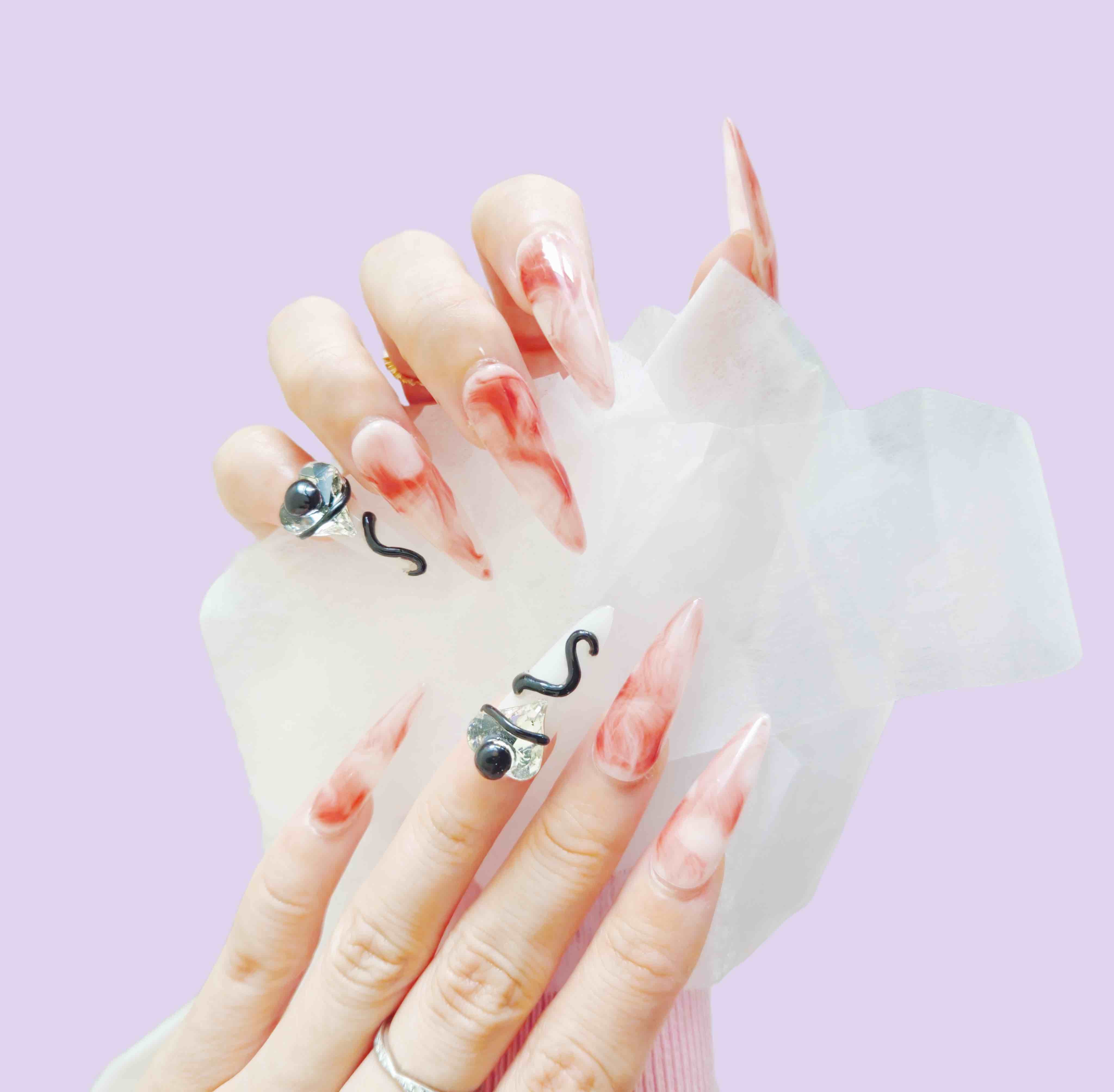 Yitaya Nails, Your handmade Press On Nails